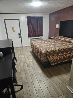 Traveler's Inn - Roanoke - 6