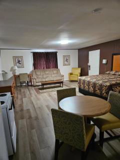 Traveler's Inn - Roanoke - 8