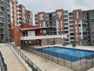 Apartaestudio Vacacional en Girardot, piscinas, Jacuzis, parqueadero para moto - 3