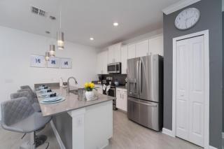 Brand New Luxury 5 Bedroom pool Home 272 - Kissimmee - 0