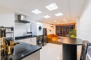 Entire House with Full Amenities - Near Bui Vien Walking Street , District 1 - Ho Chi Minh - 7