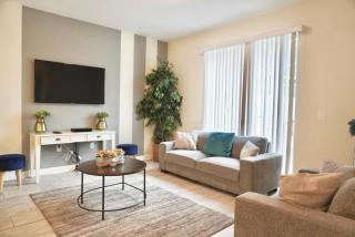 Spacious retreat w pool close to Disney 340 - 3