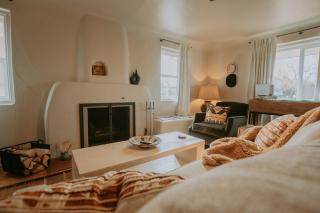 Grandma's Old Town Adobe House! Private Hot Tub-Close to Old Town-Pet Friendly-No Pet Fee! - 6