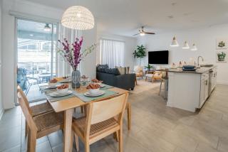 Stunning 4-Bedroom Family Getaway with Private Pool 297 - Kissimmee - 0