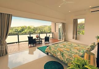 Chic 4BR Villa with Private Pool by Cliffhanger Villas - Misere - 6