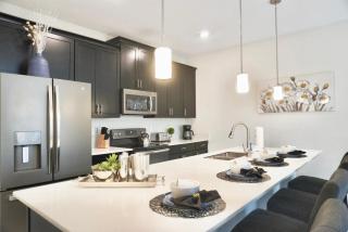 Spacious 4BR Townhome Private Pool & Resort Access 114 - Kissimmee - 7
