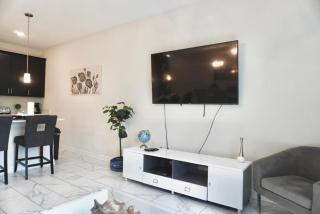 Spacious 4BR Townhome Private Pool & Resort Access 114 - Kissimmee - 4