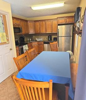 2 BR Condo Mountain Views At Jiminy Peak- Sleeps 7 - Hancock - 6