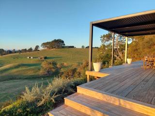 Onewhero Country Cabin - 1
