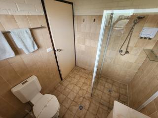 Idlewilde Town & Country Motor Inn - 6