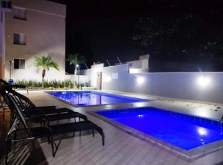 Apartamento com piscina Ingleses centro próximo praia - 1