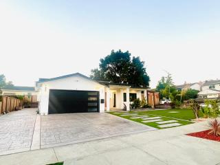 AC Cozy Evergreen Home - 9