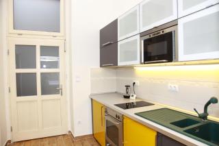Flat On Andrássy Avenue - Budapest - 9
