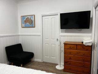 Sea Lake Holiday Cabin - 2