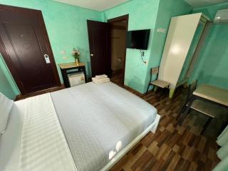 The Castle Hotel Nong Khai - 1