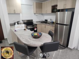 Simpson's Little Gem - 4