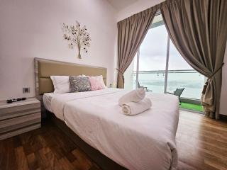 Paragon Suites Studios with Private Jacuzzi near CIQ RTS - 8