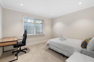 Exquisite Oasis Family Retreat - 2