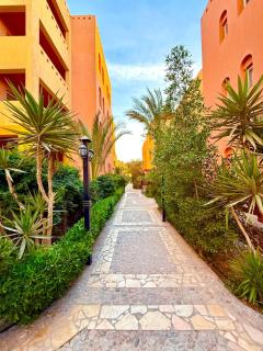 Stunning 2BR Apartment - Al Dora Resort, Hurghada - 5