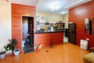 RedDoorz @ 4ks Pension House Bogo City Cebu - Banban - 6
