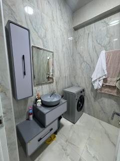115 meter NEW Penthouse 2 bedroom living room kitchen terrace brand new Mega mall - Yerevan - 2