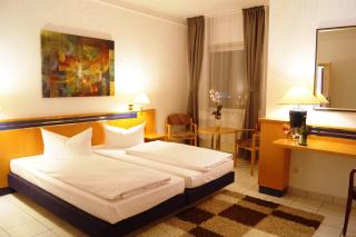 Hotel Rahlstedter Hof - Amburgo - 4