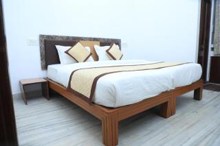 Ranakunj Hotel - 2