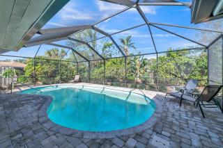 Beautiful Pool Home Near Siesta Key Beach home - Sarasota - 0