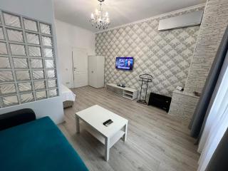 Bright & Beautiful Studio in Prime Location Walk to Everything - Bucarest - 0
