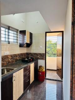 2 BHK Next to the Beautiful Park - 4