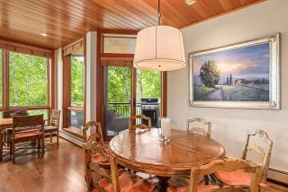 Convenient Snowmass View Townhome with Ski Access by The Woodrun V Townhouses - 6