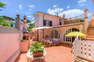 Fregene Luxury Villa - Garden & Pool for 11 Guests - Fregene - 4