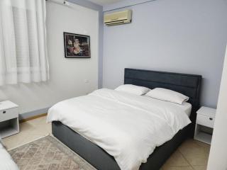 A&Z apartment - Tirana - 0
