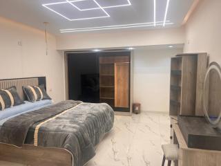 Luxury 3BR Modern with Nile View from All Rooms - Il Cairo - 8