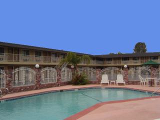 Sunset Inn Lake Oroville - Oroville - 2