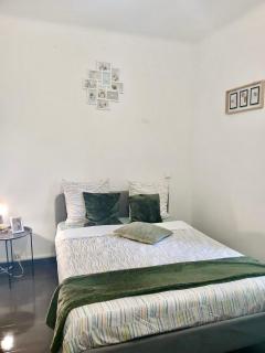 T2, Flachet, Netflix, 2 sdb - Villeurbanne - 2
