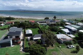 Monali Shore Bliss - Port Welshpool - 0
