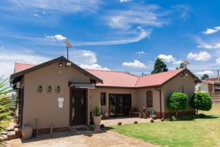 Lavenderlane Guesthouse - Dannhauser - 0