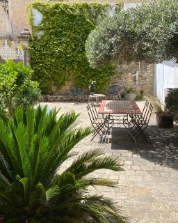 LOCUS AMOENUS - Lirac - 4