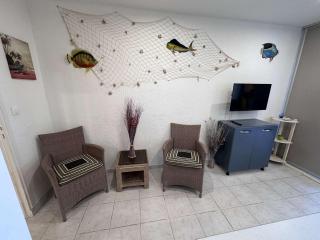 Studio climatisé 30m² avec piscine à 50m de la plage - FR-1-731-107 - 6
