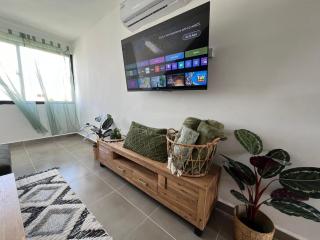 A solo 13 minutos Caminando a Playa, 2 Niveles de Apartamento 1 Habitacion con Jacuzzy Privado - Punta Cana - 8
