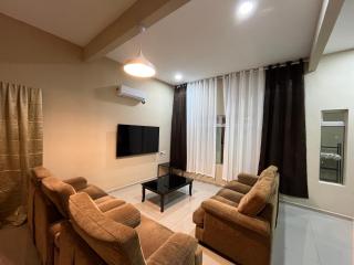 Simply Suite Hotel Homestay - Parit Raja - 7