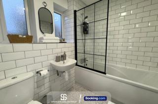 2 Bedroom Spacious Duplex Near The University with Free Parking By Spencer and Jackson Short Lets & Serviced Accommodation Oxford - Oxford - 5