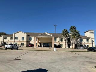 Yorktown Inn and Suites - Yorktown - 0