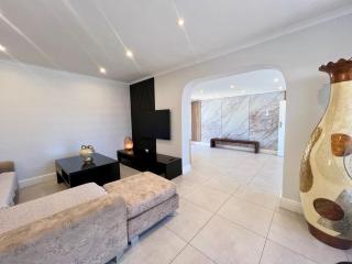Villa Lamsyh- your second home - Kaapstad - 9