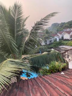 Pool and Garden Facing Apartment in Riviera Foothills Near Baga, Arpora - Arpora - 9