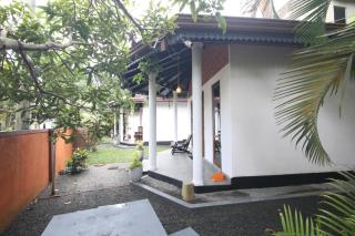 Rovenluck Eco Cabana - Weligama - 4
