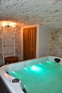 LOCUS AMOENUS - Lirac - 5