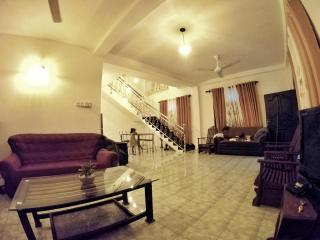 Sea Waves Home Stay - 8