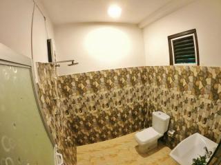 Sea Waves Home Stay - 2